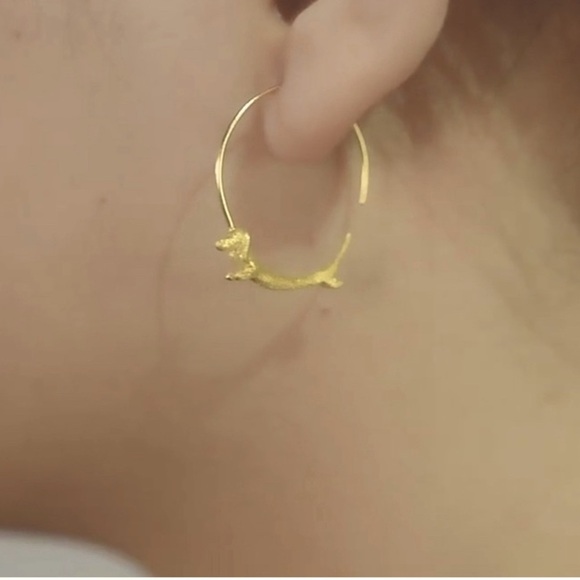 Real 925 Sterling Silver/18k Plated Gold Dachshund Dog Hoop Earrings - Picture 3 of 7